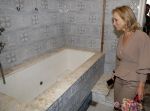 Soestdijk 11 oktober 2023
 Prinses Margarita de Bourbon de Parme poseert voorafgaand aan de opening van de tentoonstelling De vrouwen van Soestdijk op Paleis Soestdijk. In de tentoonstelling staan de vrouwen die het paleis gevormd hebben en er verbleven centraal, onder wie koningin Juliana, koningin-regentes Emma van Waldeck-Pyrmont en prinses