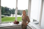 Soestdijk 11 oktober 2023
 Prinses Margarita de Bourbon de Parme poseert voorafgaand aan de opening van de tentoonstelling De vrouwen van Soestdijk op Paleis Soestdijk. In de tentoonstelling staan de vrouwen die het paleis gevormd hebben en er verbleven centraal, onder wie koningin Juliana, koningin-regentes Emma van Waldeck-Pyrmont en prinses