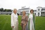 Soestdijk 11 oktober 2023
 Prinses Margarita de Bourbon de Parme poseert voorafgaand aan de opening van de tentoonstelling De vrouwen van Soestdijk op Paleis Soestdijk. In de tentoonstelling staan de vrouwen die het paleis gevormd hebben en er verbleven centraal, onder wie koningin Juliana, koningin-regentes Emma van Waldeck-Pyrmont . Nicole Uniquole Maya Meijer en Prinses Margarita