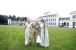 Soestdijk 11 oktober 2023
 Prinses Margarita de Bourbon de Parme poseert voorafgaand aan de opening van de tentoonstelling De vrouwen van Soestdijk op Paleis Soestdijk. In de tentoonstelling staan de vrouwen die het paleis gevormd hebben en er verbleven centraal, onder wie koningin Juliana, koningin-regentes Emma van Waldeck-Pyrmont . Nicole Uniquole Maya Meijer en Prinses Margarita