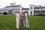 Soestdijk 11 oktober 2023
 Prinses Margarita de Bourbon de Parme poseert voorafgaand aan de opening van de tentoonstelling De vrouwen van Soestdijk op Paleis Soestdijk. In de tentoonstelling staan de vrouwen die het paleis gevormd hebben en er verbleven centraal, onder wie koningin Juliana, koningin-regentes Emma van Waldeck-Pyrmont . Nicole Uniquole Maya Meijer en Prinses Margarita