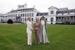 Soestdijk 11 oktober 2023
 Prinses Margarita de Bourbon de Parme poseert voorafgaand aan de opening van de tentoonstelling De vrouwen van Soestdijk op Paleis Soestdijk. In de tentoonstelling staan de vrouwen die het paleis gevormd hebben en er verbleven centraal, onder wie koningin Juliana, koningin-regentes Emma van Waldeck-Pyrmont . Nicole Uniquole Maya Meijer en Prinses Margarita