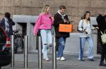 Amsterdam 5 oktober 2023
Robbert Rodenburg Romee Strijd en Monica Geuze op straat in Amsterdam zuid.