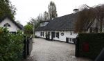 Breuekelen 27 oktober 2023
De auto van Rick. randsteder staat bij de boerderij van zijn vader Ron Brandsteder in Breukelen