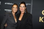Utrecht 29 september 2023
Uitreiking gouden kalveren in de schouwburg van Utrecht. Suzanne Klemann met partner Minka Mooren