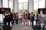 Soestdijk 4 oktober 2023
Presentatie LP Anneke Gronloh op Paleis Soestdijk.
v.l.n.r. Imca Marina Tineke de Nooij Ciska Peters Ronnie Tober Therese Steinmetz Ben Cramer  Bart Peeters Marjon Lambriks Ria Valk Thijs v Leer Kermisklant Connie Vink Saskia en Serge
