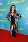 Amsterdam 14 oktober 2024
Premiere de Mannenmaker in Tuschinski met in de hoofdrollen oa Katja Schuurman Eva v d Wijdeven Leo Alkemade Georgina Verbaan Melissas Drost Huub Smit Yasmin Karssing en Rene Watzema . Birgit Schuurman met vriend en zoon