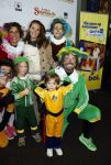 Utrecht 13 oktober 2024
Premiere de club van sinterklaas in Utrecht. Chava Voorin t Holt met baby en partner Job Bovenlander
