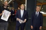 Amsterdam 10 oktober 2024
Koning Willem Alexander opent het HQ van DPG Media / Mediavaert . Aanwezig namend de GPD Christian v Thillo ( Executive Chairman van DPG Media ) en Erik Roddenhof (CEO DPG Media ).