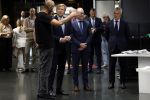 Amsterdam 10 oktober 2024
Koning Willem Alexander opent het HQ van DPG Media / Mediavaert . Aanwezig namend de GPD Christian v Thillo ( Executive Chairman van DPG Media ) en Erik Roddenhof (CEO DPG Media ).
