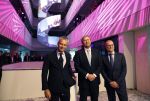 Amsterdam 10 oktober 2024
Koning Willem Alexander opent het HQ van DPG Media / Mediavaert . Aanwezig namend de GPD Christian v Thillo ( Executive Chairman van DPG Media ) en Erik Roddenhof (CEO DPG Media ).