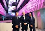 Amsterdam 10 oktober 2024
Koning Willem Alexander opent het HQ van DPG Media / Mediavaert . Aanwezig namend de GPD Christian v Thillo ( Executive Chairman van DPG Media ) en Erik Roddenhof (CEO DPG Media ).
