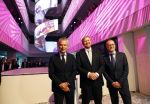 Amsterdam 10 oktober 2024
Koning Willem Alexander opent het HQ van DPG Media / Mediavaert . Aanwezig namend de GPD Christian v Thillo ( Executive Chairman van DPG Media ) en Erik Roddenhof (CEO DPG Media ).