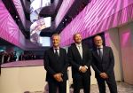 Amsterdam 10 oktober 2024
Koning Willem Alexander opent het HQ van DPG Media / Mediavaert . Aanwezig namend de GPD Christian v Thillo ( Executive Chairman van DPG Media ) en Erik Roddenhof (CEO DPG Media ).