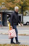 Amsterdam 12 oktober 2024
Derk Bolt doet boodschappen in Amsterdam zuid.