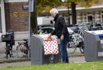 Amsterdam 12 oktober 2024
Derk Bolt doet boodschappen in Amsterdam zuid.