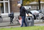 Amsterdam 12 oktober 2024
Derk Bolt doet boodschappen in Amsterdam zuid.