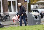 Amsterdam 12 oktober 2024
Derk Bolt doet boodschappen in Amsterdam zuid.