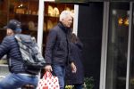 Amsterdam 12 oktober 2024
Derk Bolt doet boodschappen in Amsterdam zuid.