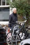 Amsterdam 12 oktober 2024
Derk Bolt doet boodschappen in Amsterdam zuid.