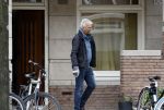 Amsterdam 12 oktober 2024
Derk Bolt doet boodschappen in Amsterdam zuid.