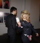 Amsterdam 21 oktober 2024
Premiere in de Jordaan in het deLamar theater. Ellen ten Damme met vriend Ringo Maurer . Ringo is 30 jaar jonger.