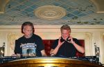 Amsterdam 19 oktober 2024
Presentatie van de nieuwe proffesionele muziek oortjes van Breggz in het pand waar voormalig Yab Yum zat . Xander de Buisonje is de founder van Breggz . Ze zijn in de USA uitgeroepen totm het beste produkt . Xander was er samen met zijn vrouw Sophie . Zoon Sem v Dijk en beste vriend draaiden er . Ook Erland Galjaard en Ronald Molendijk draaiden en set . Wendy v Dijk was ook aanwezig om naar haar mannen te kijken/luisteren.