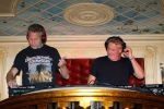 Amsterdam 19 oktober 2024
Presentatie van de nieuwe proffesionele muziek oortjes van Breggz in het pand waar voormalig Yab Yum zat . Xander de Buisonje is de founder van Breggz . Ze zijn in de USA uitgeroepen totm het beste produkt . Xander was er samen met zijn vrouw Sophie . Zoon Sem v Dijk en beste vriend draaiden er . Ook Erland Galjaard en Ronald Molendijk draaiden en set . Wendy v Dijk was ook aanwezig om naar haar mannen te kijken/luisteren.