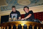 Amsterdam 19 oktober 2024
Presentatie van de nieuwe proffesionele muziek oortjes van Breggz in het pand waar voormalig Yab Yum zat . Xander de Buisonje is de founder van Breggz . Ze zijn in de USA uitgeroepen totm het beste produkt . Xander was er samen met zijn vrouw Sophie . Zoon Sem v Dijk en beste vriend draaiden er . Ook Erland Galjaard en Ronald Molendijk draaiden en set . Wendy v Dijk was ook aanwezig om naar haar mannen te kijken/luisteren.