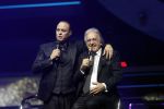 Rotterdam 18 oktober 2024
Frans Bauer treedt voor de 52e keer in ahoy op . Hij tradt oa samen op met zijn zoons Christiaan Frans jr en Jan . Ook Mariska Bauer trad op met Patty Brard . Verder aanwezig Lee Towers Billy Dans Django Wagner Chantal janzen Amar  en Sieneke. Ook de moeder van Frans en moeder van mariska waren aanwezig en zaten op de eerste rij .