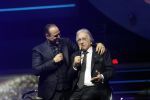 Rotterdam 18 oktober 2024
Frans Bauer treedt voor de 52e keer in ahoy op . Hij tradt oa samen op met zijn zoons Christiaan Frans jr en Jan . Ook Mariska Bauer trad op met Patty Brard . Verder aanwezig Lee Towers Billy Dans Django Wagner Chantal janzen Amar  en Sieneke. Ook de moeder van Frans en moeder van mariska waren aanwezig en zaten op de eerste rij .