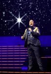 Rotterdam 18 oktober 2024
Frans Bauer treedt voor de 52e keer in ahoy op . Hij tradt oa samen op met zijn zoons Christiaan Frans jr en Jan . Ook Mariska Bauer trad op met Patty Brard . Verder aanwezig Lee Towers Billy Dans Django Wagner Chantal janzen Amar  en Sieneke. Ook de moeder van Frans en moeder van mariska waren aanwezig en zaten op de eerste rij .
