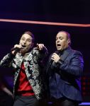 Rotterdam 18 oktober 2024
Frans Bauer treedt voor de 52e keer in ahoy op . Hij tradt oa samen op met zijn zoons Christiaan Frans jr en Jan . Ook Mariska Bauer trad op met Patty Brard . Verder aanwezig Lee Towers Billy Dans Django Wagner Chantal janzen Amar  en Sieneke. Ook de moeder van Frans en moeder van mariska waren aanwezig en zaten op de eerste rij .