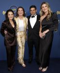 Amsterdam 17 oktober 2024
Het televizierring gala 2024  in carre . Fresia Cousino-Arias Sanne van Dongen  Jeroen Stekelenburg en Eline de Zeeuw