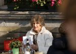 Amsterdam 3 oktober 2024
Hedy d Ancona geniet van het zonnetje op terras in Amsterdam .