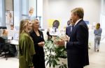 Amsterdam 10 oktober 2024
Koning Willem Alexander opent het HQ van DPG Media / Mediavaert . Aanwezig namend de GPD Christian v Thillo ( Executive Chairman van DPG Media ) en Erik Roddenhof (CEO DPG Media ). Helene v Santen Joyce Nieuwenhuijs en Koning Willem Alexander