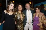Amsterdam 14 oktober 2024
Premiere de Mannenmaker in Tuschinski met in de hoofdrollen oa Katja Schuurman Eva v d Wijdeven Leo Alkemade Georgina Verbaan Melissas Drost Huub Smit Yasmin Karssing en Rene Watzema . Katja Schuurman en dochter Sammie Romer en de ouders van Katja
