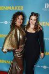 Amsterdam 14 oktober 2024
Premiere de Mannenmaker in Tuschinski met in de hoofdrollen oa Katja Schuurman Eva v d Wijdeven Leo Alkemade Georgina Verbaan Melissas Drost Huub Smit Yasmin Karssing en Rene Watzema . Katja Schuurman en dochter Sammie Romer