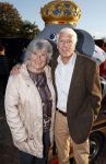 Hilversum 4 oktober 2024
Feestje Nicole des Bouvrie op de sterfdag van haar vader Jan des Bouvrie . Klaas Wiltink kwam met zijn vrouw
