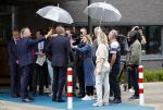 Amsterdam 10 oktober 2024
Koning Willem Alexander opent het HQ van DPG Media / Mediavaert . Aanwezig namend de GPD Christian v Thillo ( Executive Chairman van DPG Media ) en Erik Roddenhof (CEO DPG Media ).