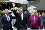 Amsterdam 10 oktober 2024
Koning Willem Alexander opent het HQ van DPG Media / Mediavaert . Aanwezig namend de GPD Christian v Thillo ( Executive Chairman van DPG Media ) en Erik Roddenhof (CEO DPG Media ).