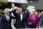 Amsterdam 10 oktober 2024
Koning Willem Alexander opent het HQ van DPG Media / Mediavaert . Aanwezig namend de GPD Christian v Thillo ( Executive Chairman van DPG Media ) en Erik Roddenhof (CEO DPG Media ).