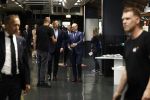 Amsterdam 10 oktober 2024
Koning Willem Alexander opent het HQ van DPG Media / Mediavaert . Aanwezig namend de GPD Christian v Thillo ( Executive Chairman van DPG Media ) en Erik Roddenhof (CEO DPG Media ).