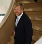Amsterdam 10 oktober 2024
Koning Willem Alexander opent het HQ van DPG Media / Mediavaert . Aanwezig namend de GPD Christian v Thillo ( Executive Chairman van DPG Media ) en Erik Roddenhof (CEO DPG Media ).