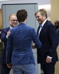 Amsterdam 10 oktober 2024
Koning Willem Alexander opent het HQ van DPG Media / Mediavaert . Aanwezig namend de GPD Christian v Thillo ( Executive Chairman van DPG Media ) en Erik Roddenhof (CEO DPG Media ).