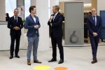 Amsterdam 10 oktober 2024
Koning Willem Alexander opent het HQ van DPG Media / Mediavaert . Aanwezig namend de GPD Christian v Thillo ( Executive Chairman van DPG Media ) en Erik Roddenhof (CEO DPG Media ). Koning Willem Alexander bezoekt ook Donald Duck en spreekt daar Ferdi Felderhof