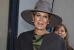 Amsterdam 1 oktober 2024
Koningin Maxima arriveert in haar Audi A8 bij de nationale Ballet acadamy ..De koningin opent het nieuwe gebouw van de internationale opleiding op het gebied van klassieke academische dans