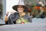Amsterdam 1 oktober 2024
Koningin Maxima arriveert in haar Audi A8 bij de nationale Ballet acadamy ..De koningin opent het nieuwe gebouw van de internationale opleiding op het gebied van klassieke academische dans
