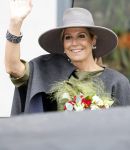 Amsterdam 1 oktober 2024
Koningin Maxima arriveert in haar Audi A8 bij de nationale Ballet acadamy ..De koningin opent het nieuwe gebouw van de internationale opleiding op het gebied van klassieke academische dans