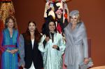 Utrecht 2 oktober 2024
Koningin Maxima opent de Moda in Utrecht. Ninke Bloemberg (co-curator MOá¸ŒA en conservator mode Centraal Museum Utrecht), Yasmina Ajbilou (een van de ontwerpers) en Zineb Seghrouchni (co-curator MOá¸ŒA en oprichter DAR Cultural Agency) samen met Koningin MÃ¡xima